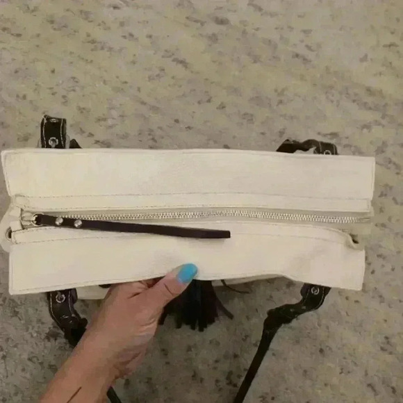 Cavalcanti Cream and Brown Leather Purse - Picture 8 of 16